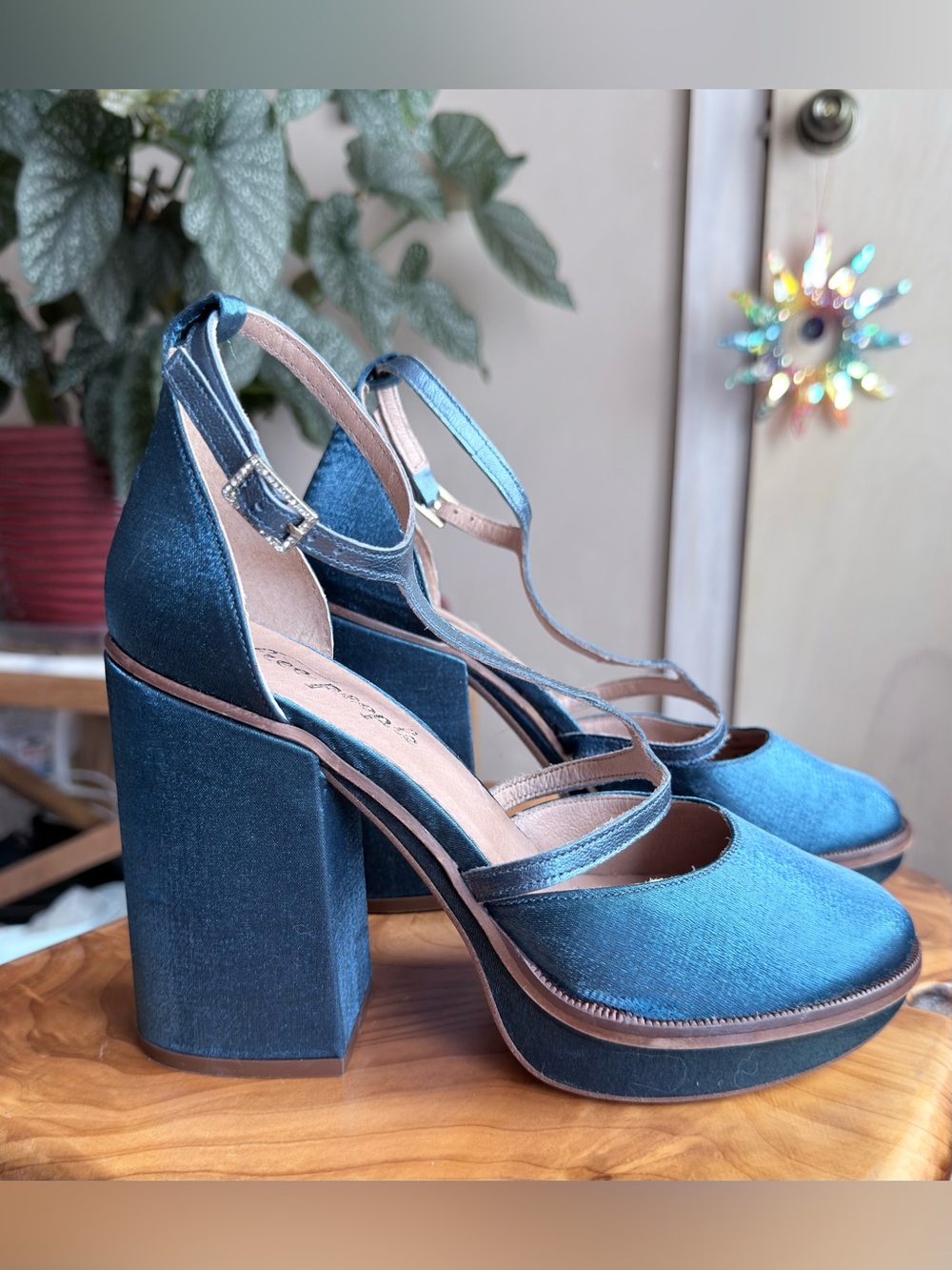 Free People Wythe T Strap Platform Heels Women’s 39 Peacock Teal Metallic Spain
